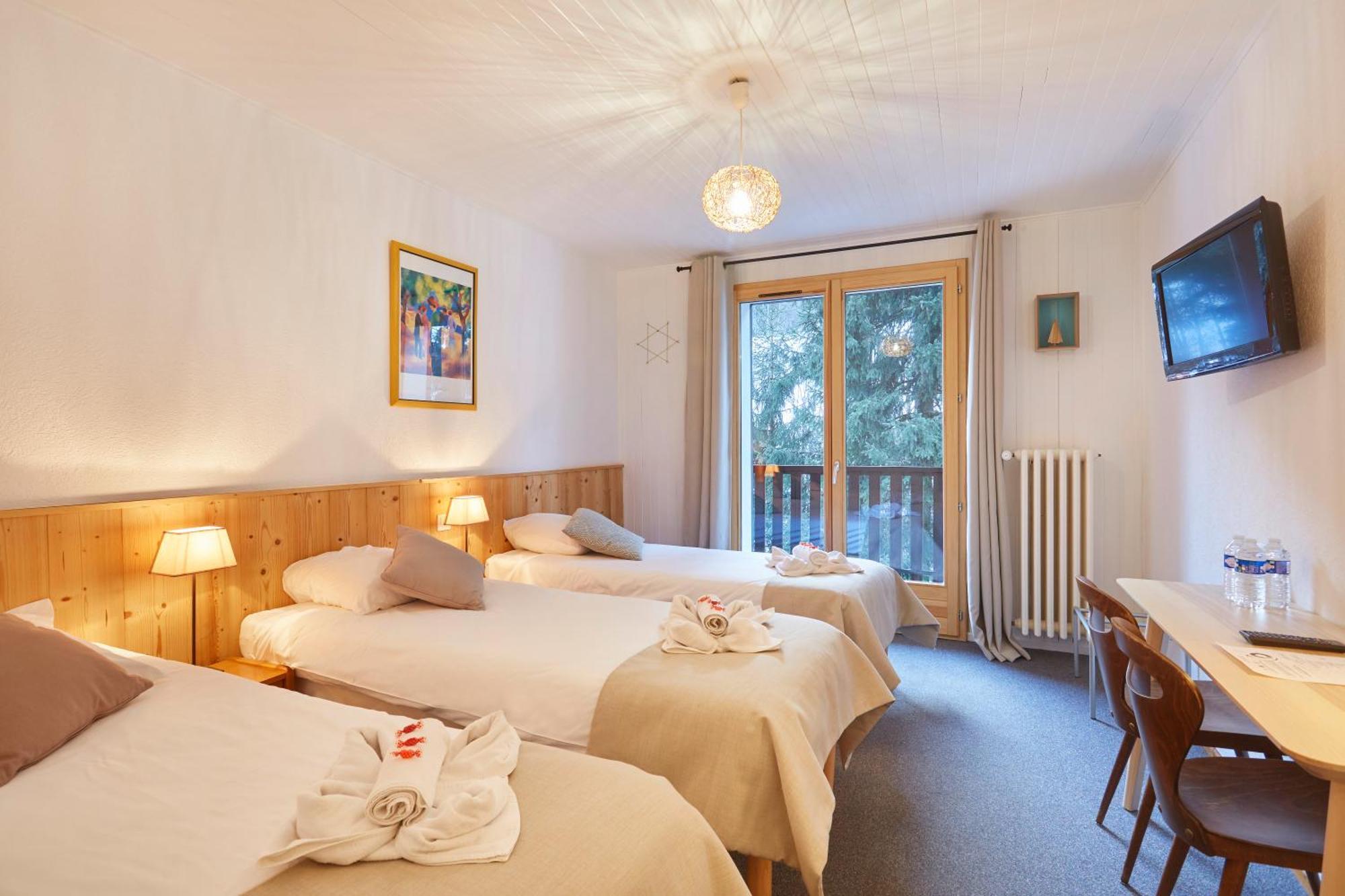 Hotel Eliova L'Eau Vive Chatel Luaran gambar