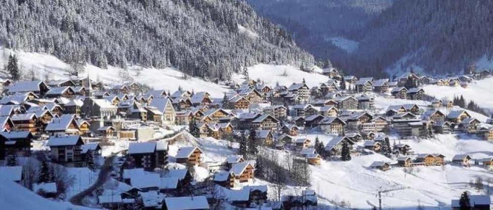 Hotel Eliova L'Eau Vive Chatel Luaran gambar